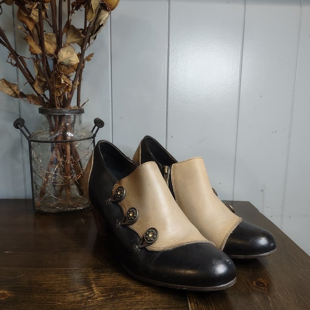 Springstep L'artiste Leather Vintage Style Heeled Bootie